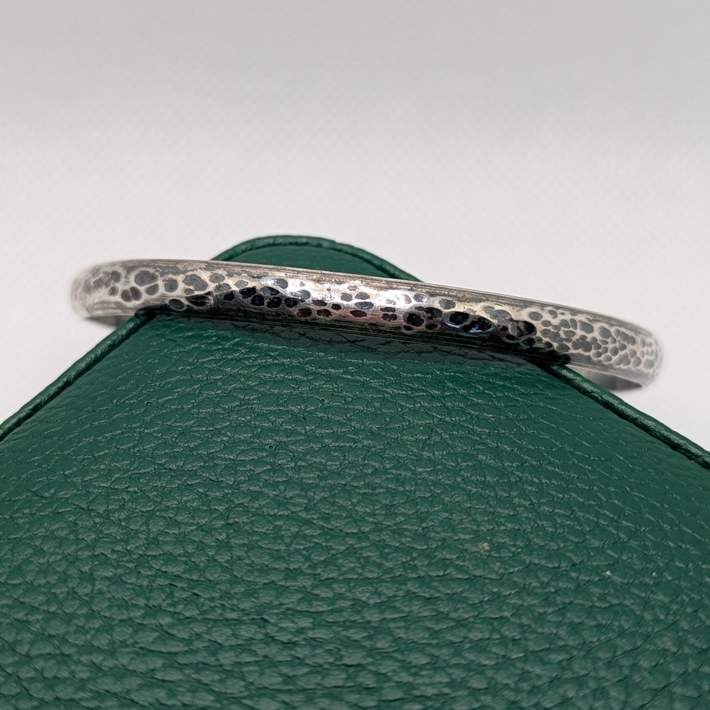 ✨ Classic Sterling Silver Hammered Bangle Bracelet ✨